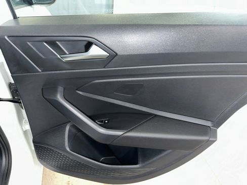 Used 2024 Volkswagen Jetta Sport image 24