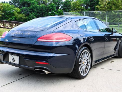 Used 2016 Porsche Panamera Edition image 16