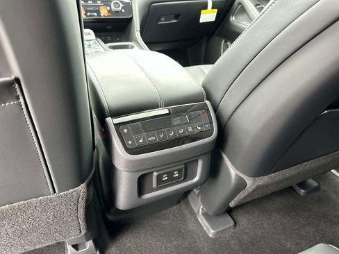 Used 2026 INFINITI QX60 Luxe w/ Cargo Package AWD/4WD image 32