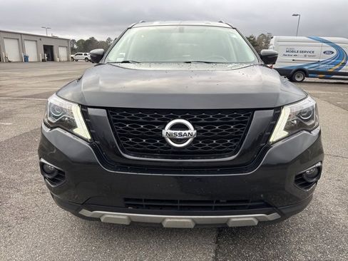 Used 2019 Nissan Pathfinder SL w/ Rock Creek Edition image 8