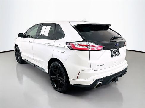 Used 2019 Ford Edge ST w/ Equipment Group 401A image 5