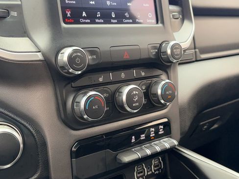Used 2021 RAM 1500 Lone Star AWD/4WD image 18