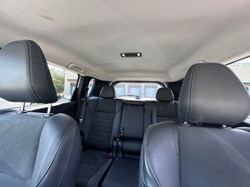 Used 2025 Mitsubishi Outlander SE image 31