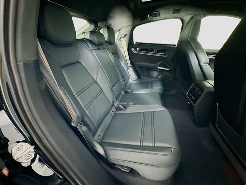 New 2026 Porsche Cayenne Turbo image 29