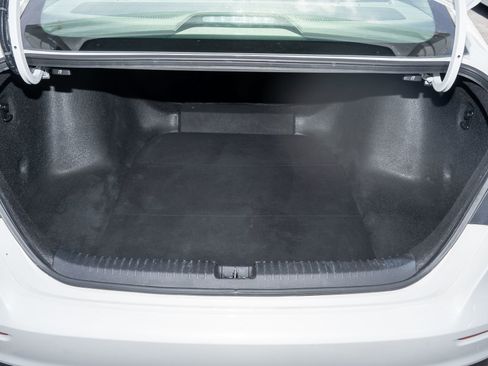 Certified 2023 Honda Accord EX image 9