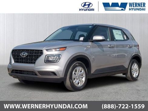 New 2026 Hyundai Venue SE image 1