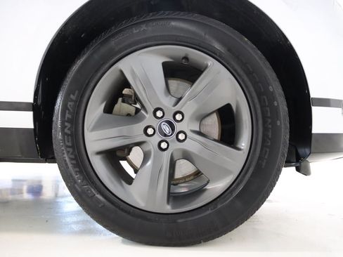 Used 2025 Land Rover Range Rover Velar Dynamic SE AWD/4WD image 74