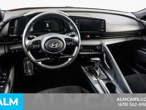 Used 2025 Hyundai Elantra Sport FWD image 23