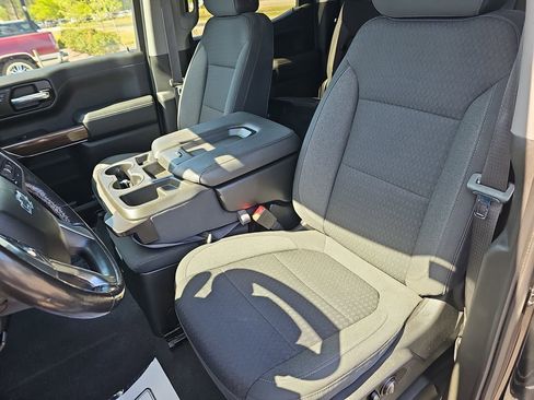 Used 2021 Chevrolet Silverado 1500 RST AWD/4WD image 19