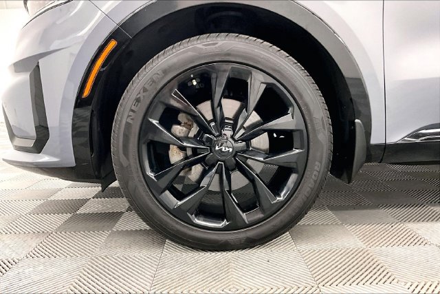 Used 2022 Kia Sorento SX FWD image 9