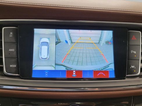 Used 2019 Buick Enclave Avenir w/ Avenir Technology Package AWD/4WD image 14