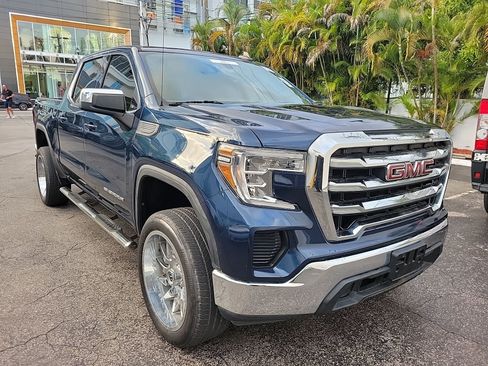 Used 2020 GMC Sierra 1500 SLE w/ SLE Value Package image 21