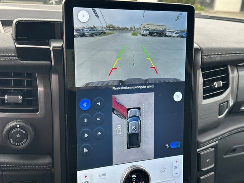 Used 2024 Ford F150 Lightning Flash image 19