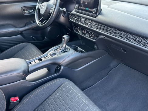 Certified 2024 Honda HR-V Sport image 33