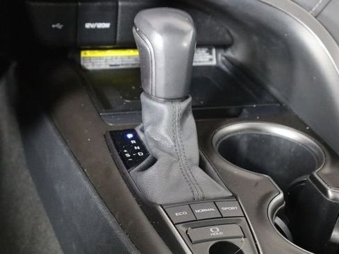 Used 2021 Toyota Camry XSE FWD image 25