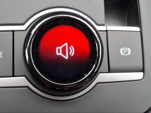 New 2026 Volkswagen Tiguan SE image 18