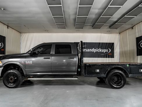 Used 2018 RAM 3500 Tradesman w/ Chrome Appearance Group AWD/4WD image 11