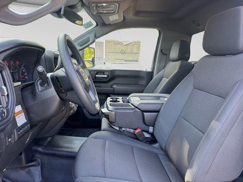 New 2025 GMC Sierra 2500 Pro w/ Convenience Package AWD/4WD image 8
