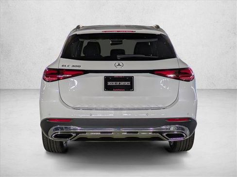 New 2026 Mercedes-Benz GLC 300 image 8