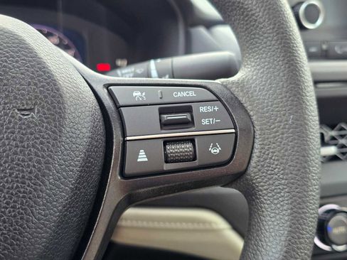 Certified 2024 Honda Accord EX image 36