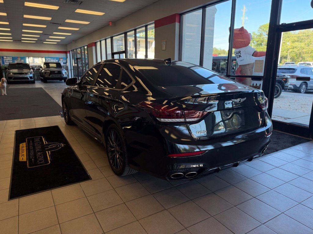 Used 2018 Genesis G80 3.3T Sport RWD image 4
