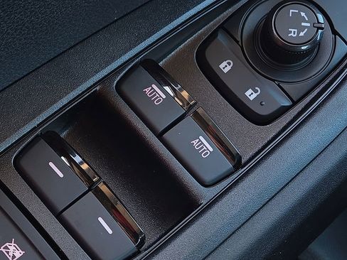 New 2026 Subaru Crosstrek 2.0i Premium image 18