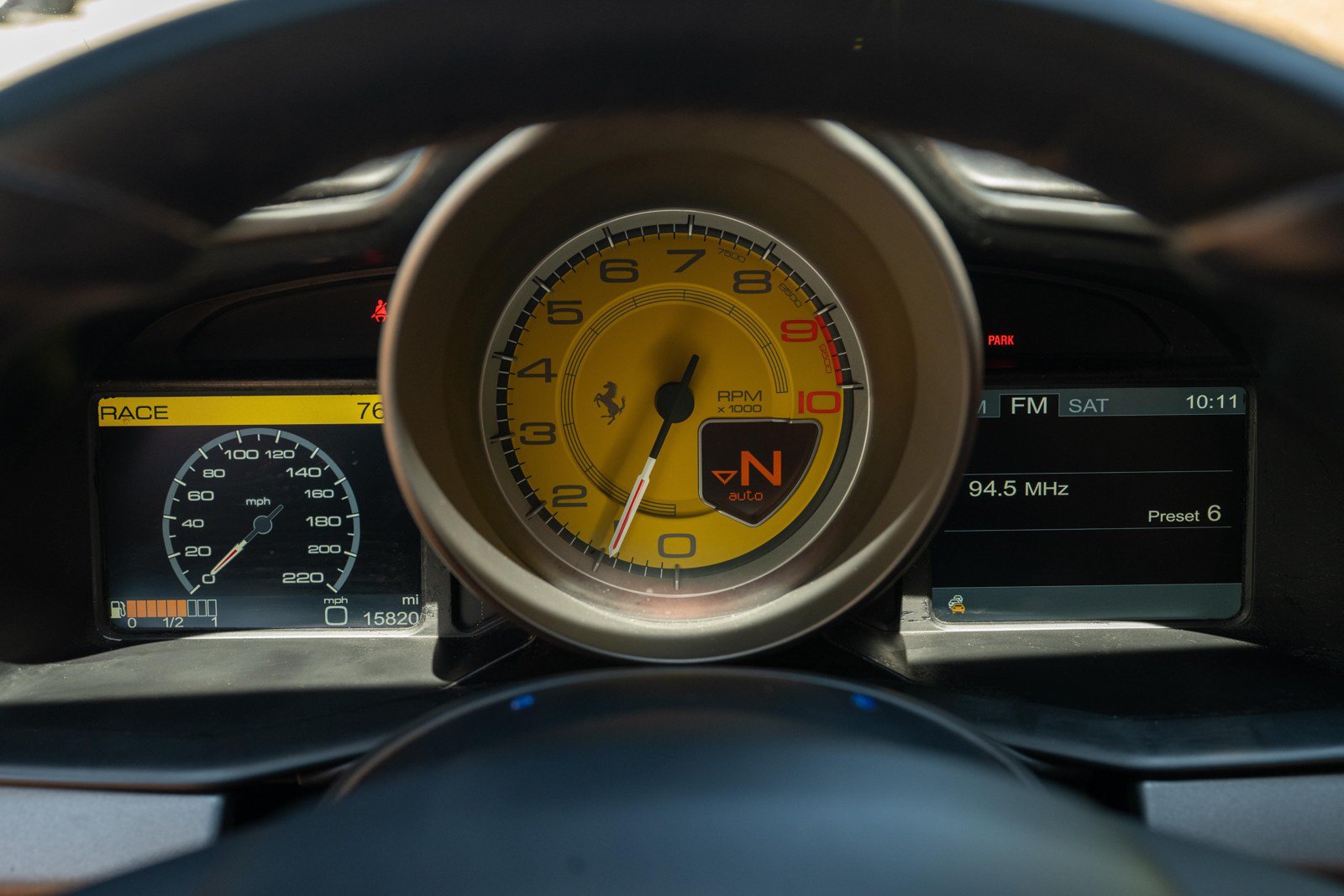 Used 2014 Ferrari 458 Spider RWD image 33