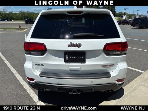 Used 2021 Jeep Grand Cherokee Trailhawk w/ Trailhawk Luxury Group AWD/4WD image 4