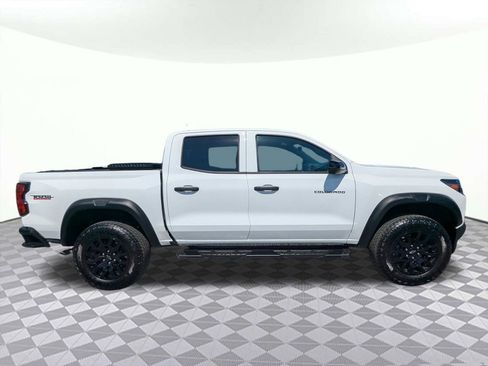 Used 2026 Chevrolet Colorado Trail Boss AWD/4WD image 2
