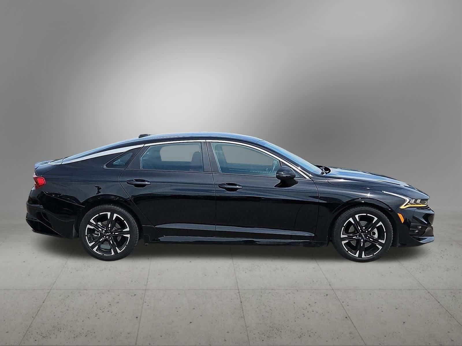 Used 2023 Kia K5 GT-Line w/ GT-Line Premium Package FWD image 7