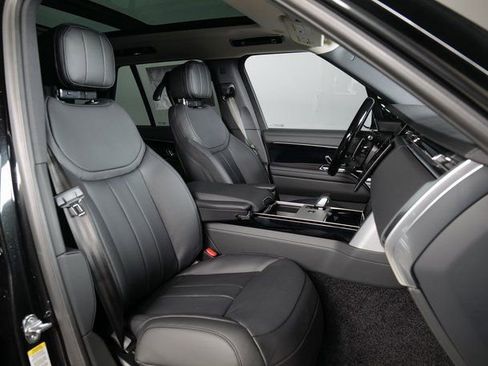 New 2026 Land Rover Range Rover SE AWD/4WD image 3