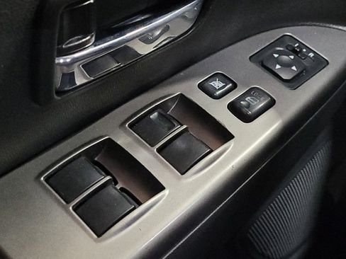 Used 2018 Mitsubishi Outlander Sport LE image 27