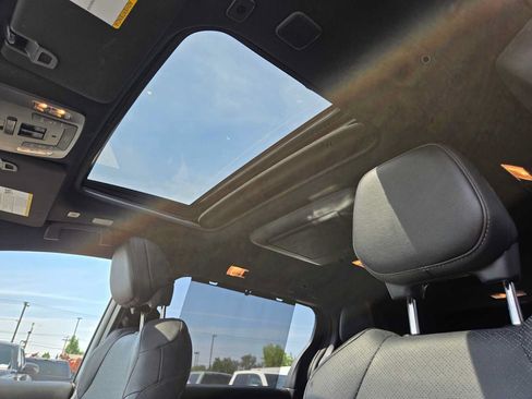 Certified 2025 Toyota Sienna Platinum AWD/4WD image 25