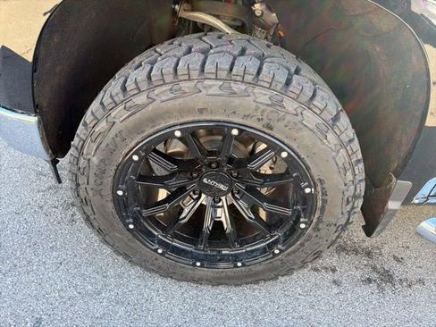 Used 2024 Chevrolet Silverado 1500 LTZ w/ LTZ Convenience Package II image 11