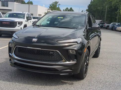 Used 2026 Buick Encore GX Sport Touring w/ Experience Buick Package image 3