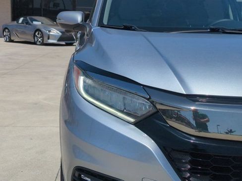 Used 2019 Honda HR-V Touring image 10