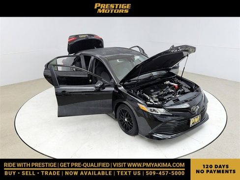 Used 2020 Toyota Camry LE image 21