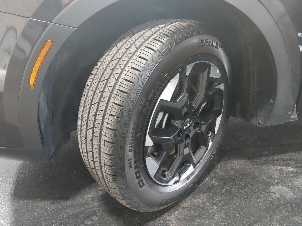Used 2025 Kia Sorento S w/ Panoramic Sunroof Package FWD image 20