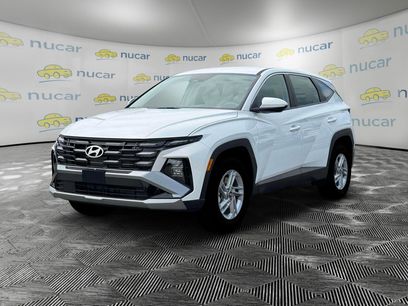 New 2025 Hyundai Tucson SE