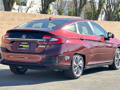 Certified 2021 Honda Clarity Plug-In Hybrid image 4