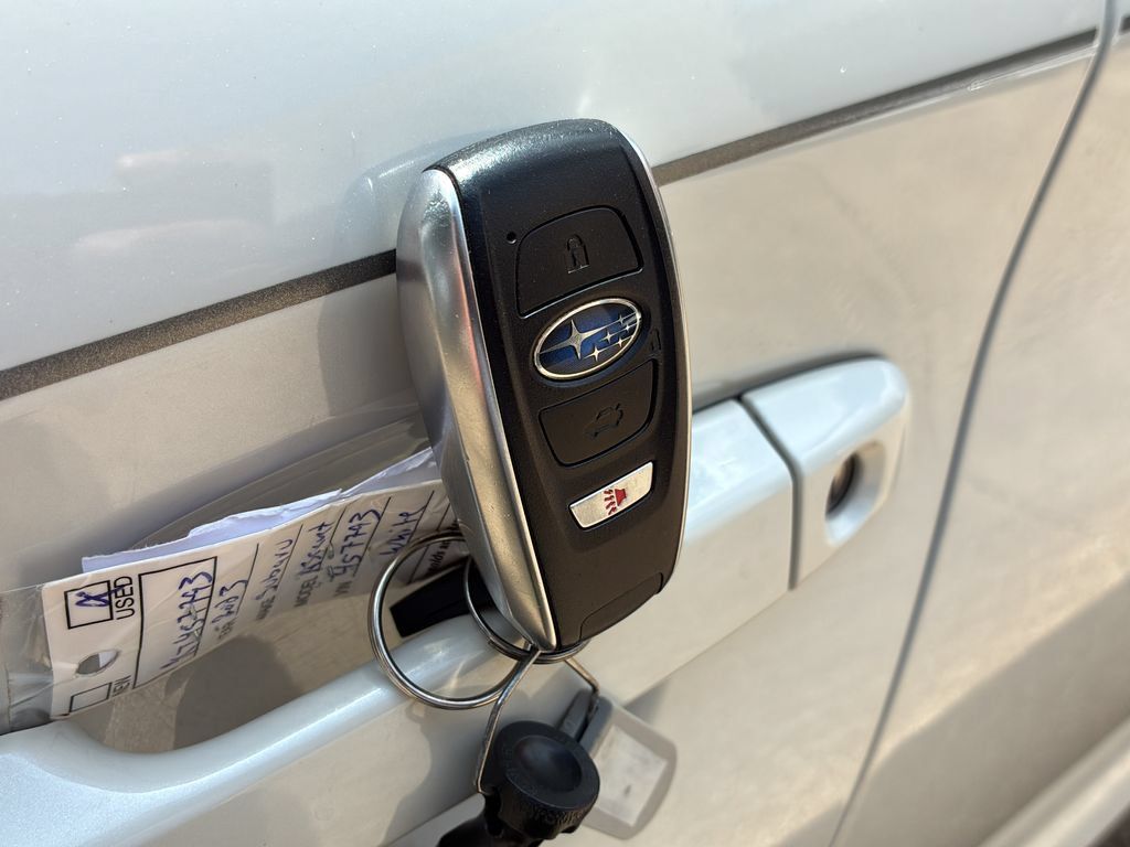 Used 2023 Subaru Ascent Limited w/ Technology Package AWD/4WD image 10