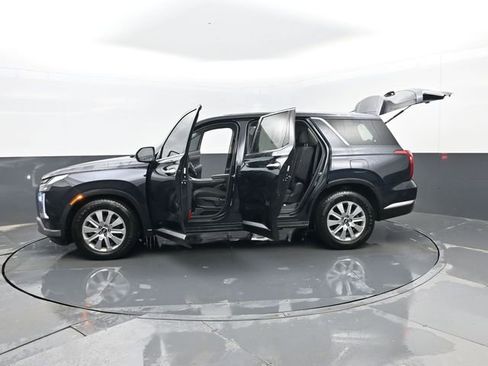 Used 2024 Hyundai Palisade SE image 30