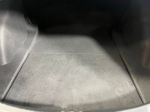 Used 2023 Tesla Model 3 Standard Range image 28