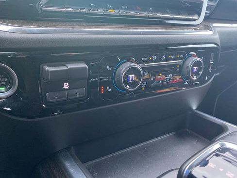 Used 2023 Chevrolet Silverado 1500 RST image 13