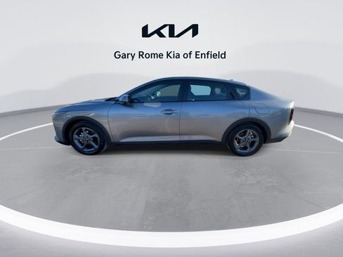 Used 2025 Kia K4 LXS image 5