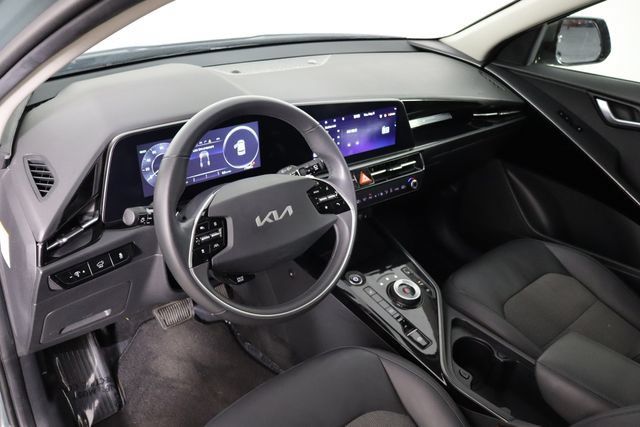 Certified 2023 Kia Niro Wind FWD image 25