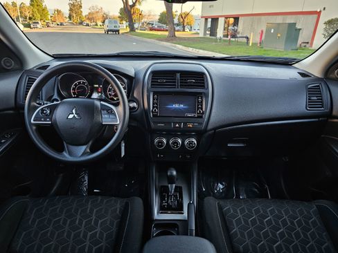 Used 2024 Mitsubishi Outlander Sport ES image 20