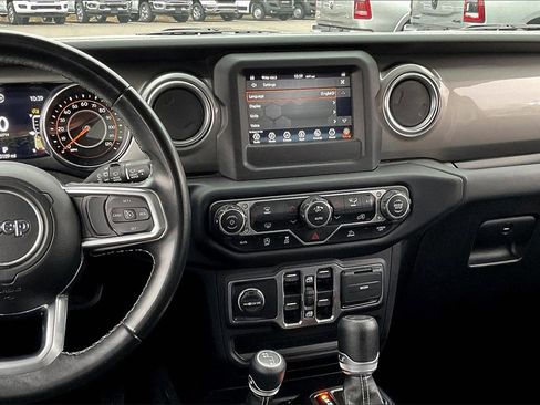 Certified 2021 Jeep Wrangler Unlimited Sahara image 6