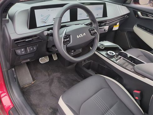 New 2024 Kia EV6 GT-Line image 11