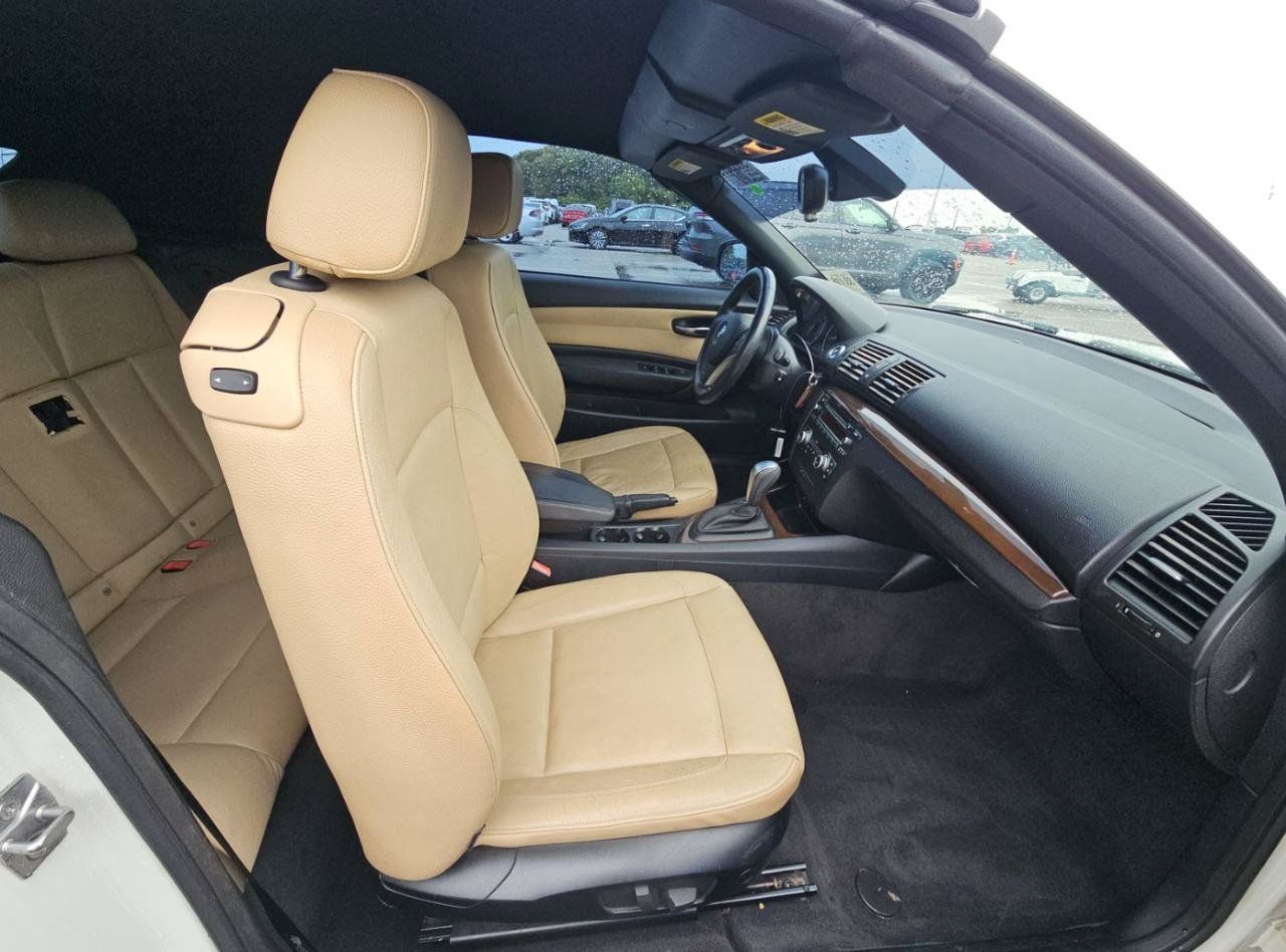 Used 2011 BMW 128i Convertible RWD image 12